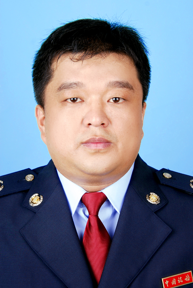 蔡永生(党委委员,副局长)